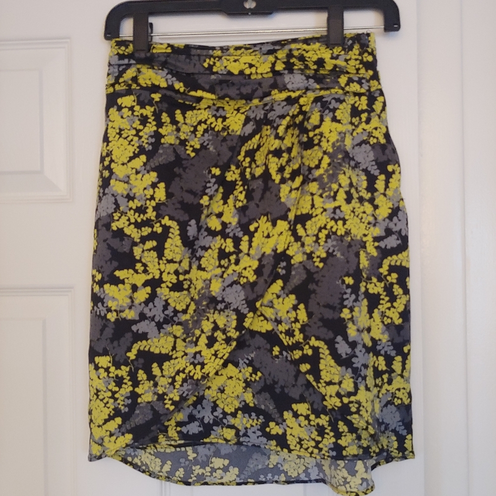 Black, gray, and yellow Skirt